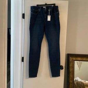 Good American Good Long Legs jean